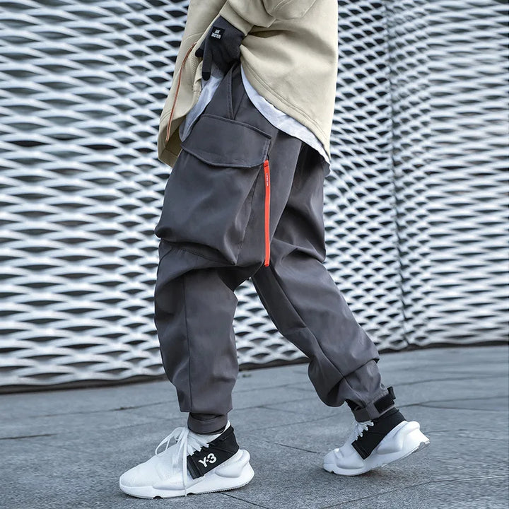 Extended Belt Strap Cargo Pants     - VONVEX