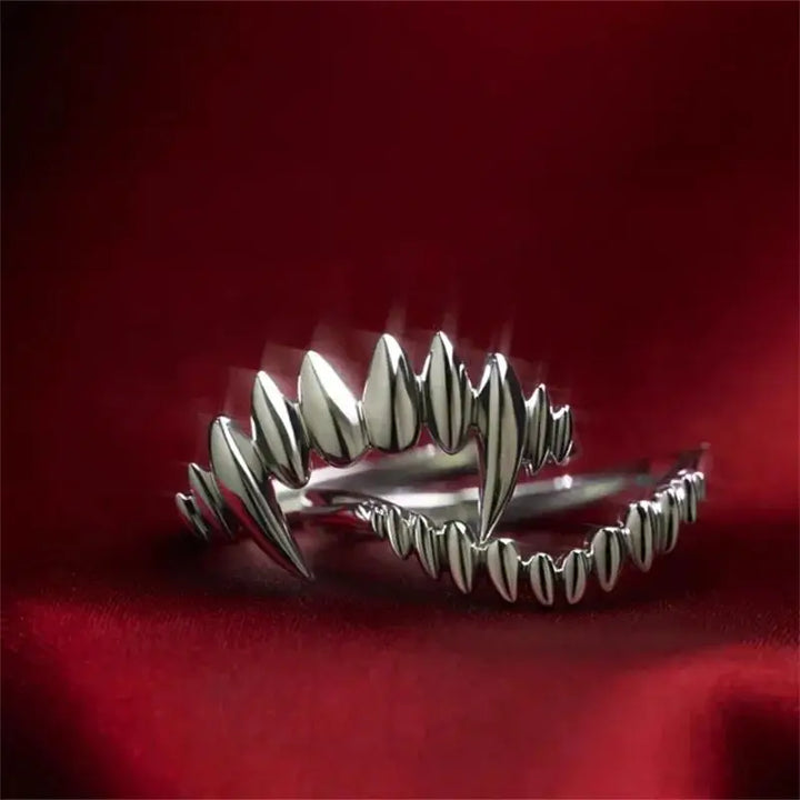 Blood Moon Astarion Vampire Ring     - VONVEX