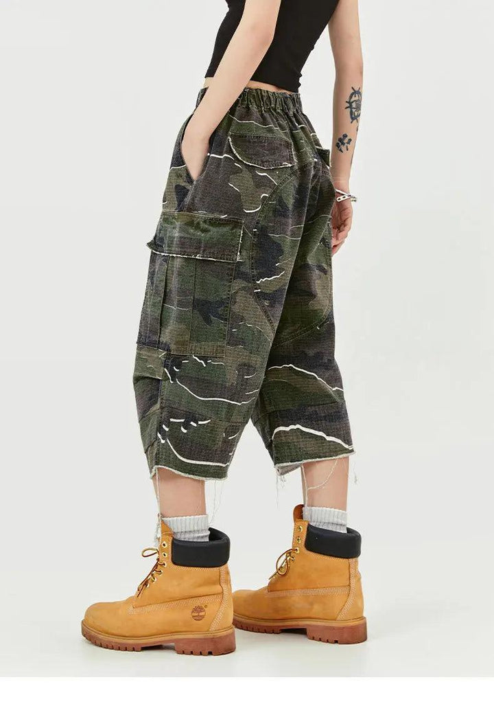 Green Camouflage Workwear Shorts     - VONVEX