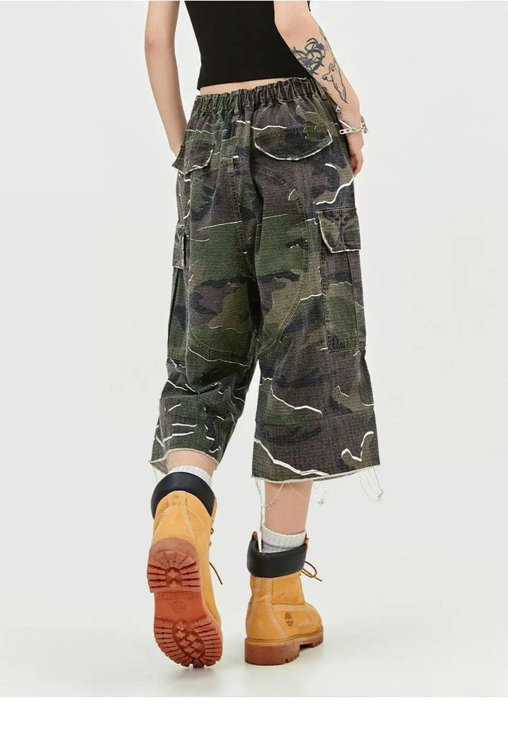 Green Camouflage Workwear Shorts     - VONVEX