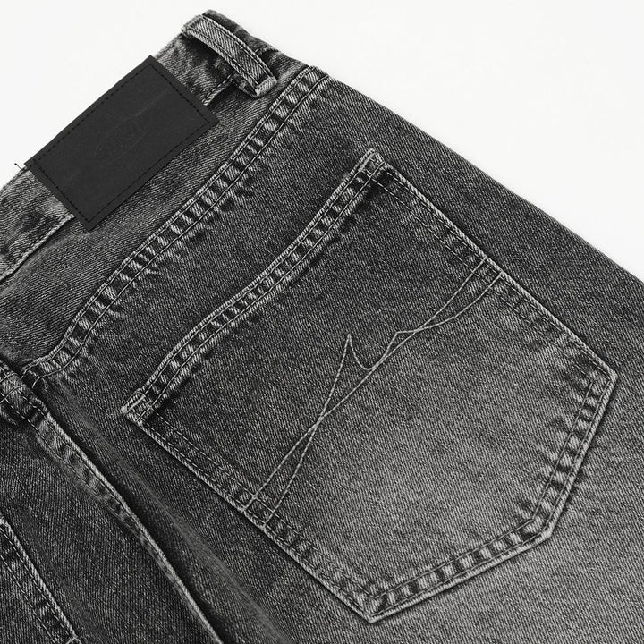 Loose Semi Creased Jeans     - VONVEX