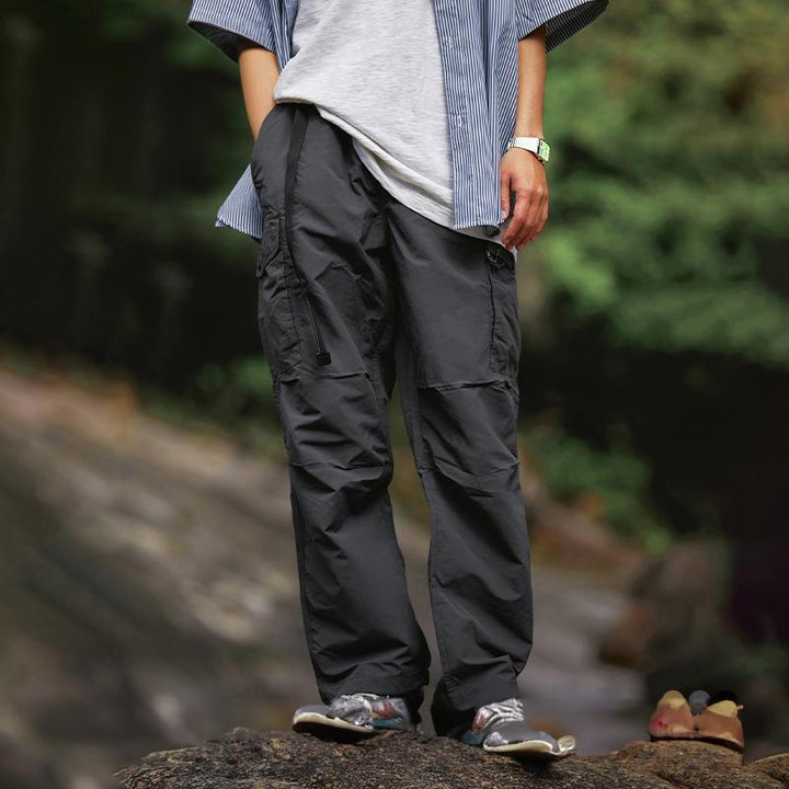 Oversized Pleated Cargo Pants     - VONVEX